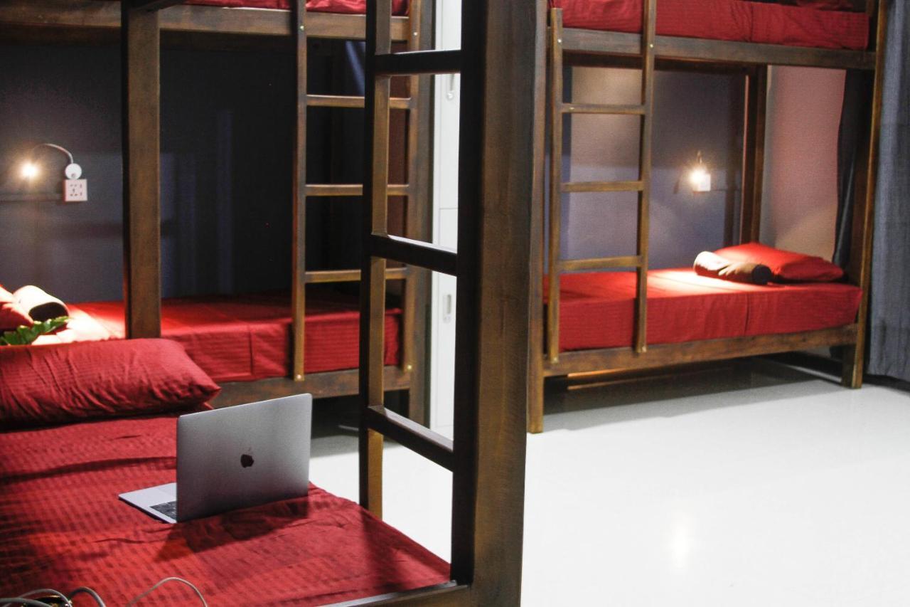 Babylon Mirissa Hostel Kültér fotó